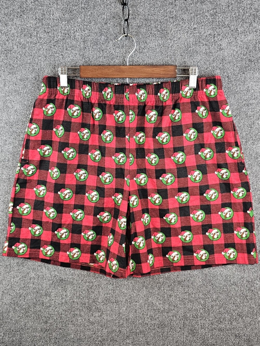 Buc-ee’s Holiday Santa Beaver Plaid Shorts • NWOT • Rare